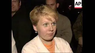 RUSSIA: MOSCOW:  3 PEOPLE KILLED IN SUBWAY TRAIN BOMB ATTACK