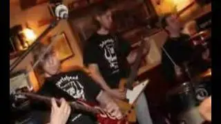 Fine R.I.P. - Palzrock unter Palmen