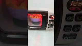 cooking popcorn in microwave oven toys#shorts