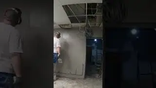 construction #venetianplaster #diy #plaster #plasterer #homerenovation #homeimprovement #render