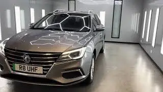 2022 MG MG 5 EV EXCLUSIVE - Vic Young