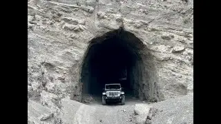 Jeep Wrangler 392 does the Tintic Railroad Tunnel Trail