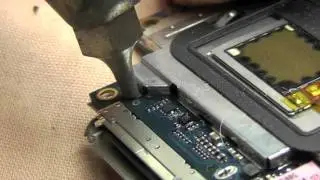 desolder and remove iPod touch 2 dock socket connector