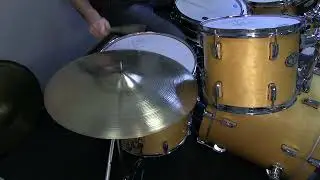 Cymbale 3 : ZILDJIAN AVEDIS MEDIUM RIDE 20