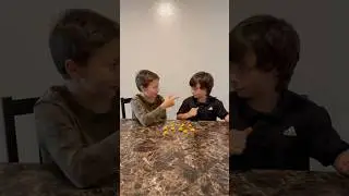 😎😎 #игрыдлядетей #challenge #челленджы #funnyfamilygames #настолки #детииграют