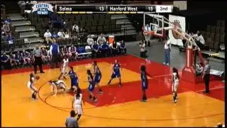 Selma's #15 Angela Cuevas hits the 3 pointer to take the lead