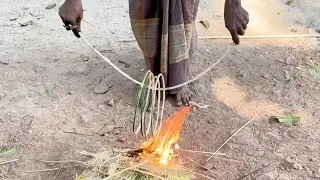 বাঁশ দিয়ে অবিশ্বাস্য হাত পাখা তৈরির প্রক্রিয়া।Incredible hand fan making process using bamboo.