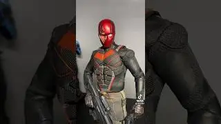 Распаковка фигурки Красного Колпака 1/6 #redhood #batman #robin #figure #unboxing #hottoys #sooso...