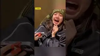 lisa laughing while crying 😱#blackpink #lisa #shorts