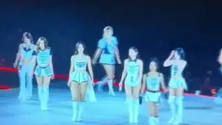 Twice concert performing I can&rsquo;t stop me performance on stage live 