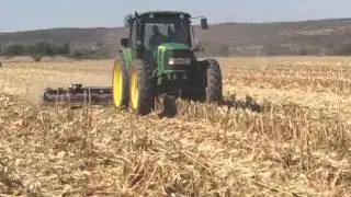 Schulte FX318 with Fixed Knife Technology in Maize stalks