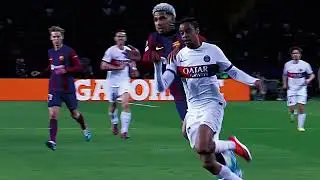 ARAUJO Red Card in Barcelona vs PSG Champions League Match