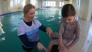 Teach your child this important swimming safety skill!