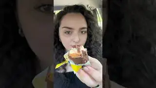ice cream candy bars 🍫 butterfinger, twix, & milkyway flavors! #mukbang #eating #icecream