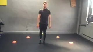 Movement Exercise - clock work - curtsy lunge