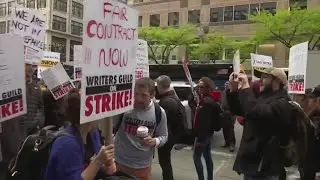 Screen Actors Guild threatens strike if no deal this month