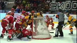 5.finále HC Oceláři Třinec - HC Verva Litvínov 2-1 po s.n 19.4.2015