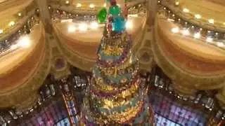 ► Le sapin de Noël géant des Galeries Lafayette (2014)