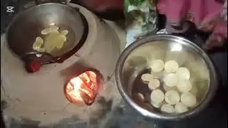 ঘরোয়া পদ্ধতিতে ফুচকা তৈরি। আপনারা দেখুন লাইক ও সাবস্ক্রাইব করুন,আমাদের পাশে থাকুন ধন্যবাদ। ##food @