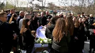 Partea 2 Cimitir Înmormântare Solovăstru Vasile 04.04.2025 🕊️ 🖤🤍
