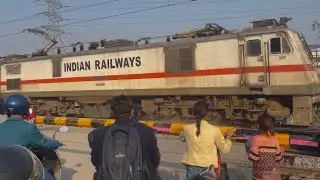 RAILGATE CROSSING TRAINS COMPILATION | Rail Territorial 