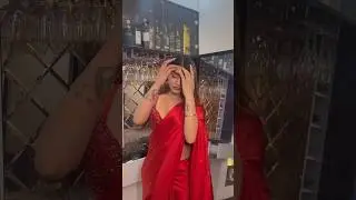 Hot Instragram GIRL in red Sare 🔥❤️  #beautifulgirl #instragram #sexy #redsareelook #redsarees