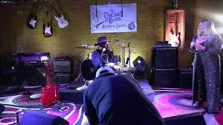 Blu26 Listening Room Saturday Night Live w/Vino Louden
