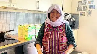 امروز (آبی جانم )❤️ به شما دوستان یاد می‌ده که چطور ماست جاغوری‌جان ره در دیار غربت درست کنین😊🙏حمایت