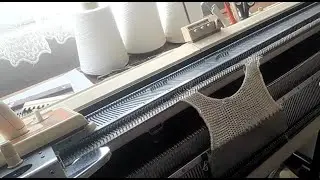 Brother El Örgü Triko makinesinde  Yuvarlak Yaka Kesim Çalışması #machine  # knitting