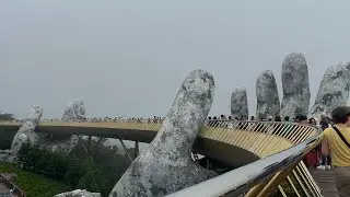 Vietnam Ba Na Hill, the longest bridge to Golden Bridge