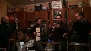 Глиницькі музиканти завітали вгості до Миколая. Родина Богданюків. Архів 18.12.13. #dimonproduction