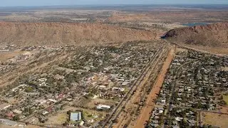 Alice Springs holds town meeting to address government &lsquo;neglect&rsquo;