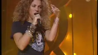 Shakira - Don't Bother [Nordic Music Awards (10-29-05)]