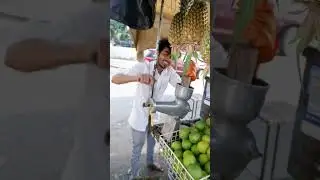 Pineapple juice😮😮 Young boy Hardworking 😍😍 #shorts #youtubeshorts #viral