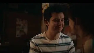 Otis & Maeve _ Kissing Scene _ S*e*x Education - Season 1