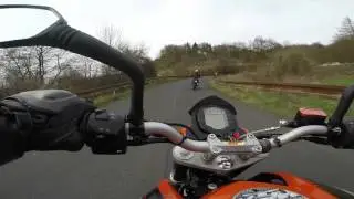KTM - Duke 125 can handle some curves