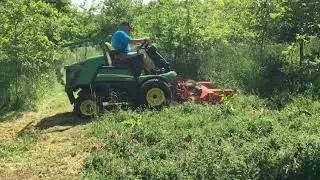 TAG | John Deere 1580 & Trimax Mowing Systems FX155 FlailDek