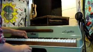 Fender student Rhodes