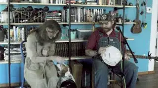 Pallet on Your Floor - Give Me A Dollar Blues - Les Blackwell & Spoon Lady