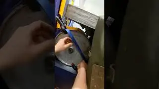 #DoAllbandsaw 1939 V-16 #tire replacement + installation #tools  #restoration bandsaw-tire-warehouse