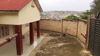 INZU MUBUSO 968sqm ZIGURISHWA KACYIRU KARITIE NZIZA 0787757966