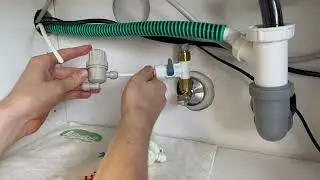 Vorsieb bei einem AQUION-Wassersystem tauschen