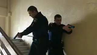 27.2.2. Спуск по сходам.