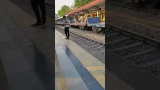 WAG7 run with Empty rack on Track with Dual Honking 🔊 #indianrailways #train #freighttrain #wag7