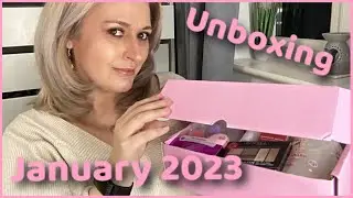 Pretty Obsessed Beauty Box / January 2023 Unboxing / Luxury Beauty Box / All Full Size Products!