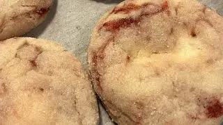 strawberry cheesecake cookies