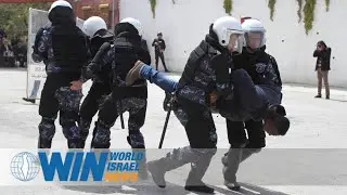 Palestinian plainclothes security forces arrest Arab journalist on Israeli territory