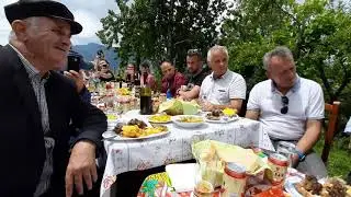 Nje sofer ne nderim te mesuesit Fanit Ndue Zef Ndreca
