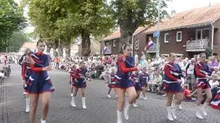K.T.S.M. Tiel tijdens Fruitcorso 10-09-2011
