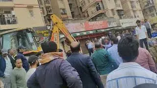 Yogi ji's yellow paw destroyed encroachment.